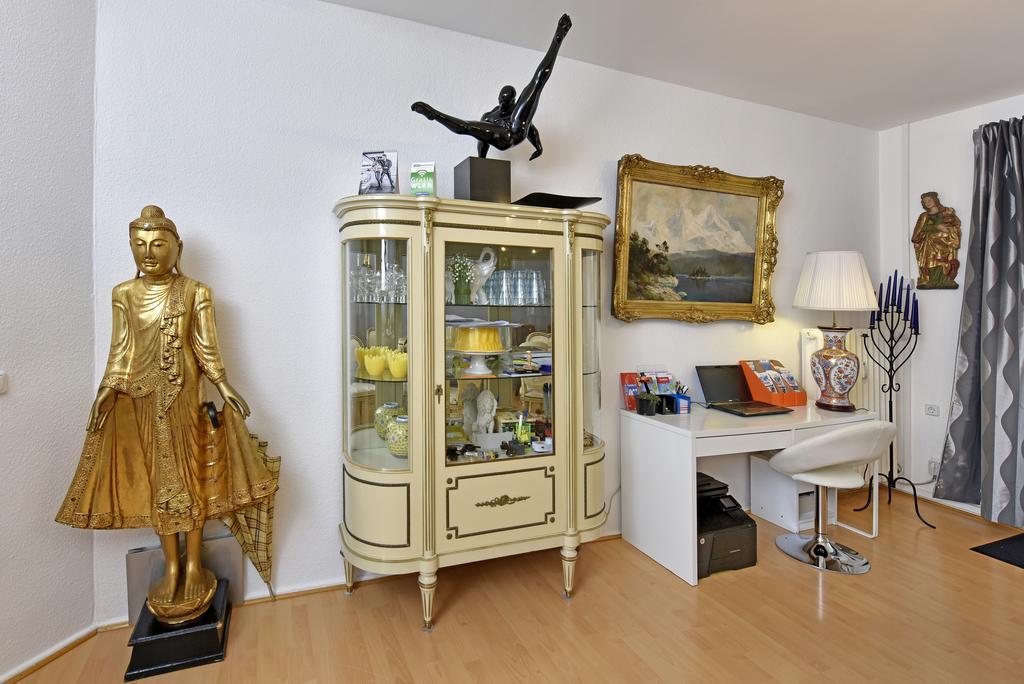 Bananas Hotel And Guesthouse Berlin Affittacamere *