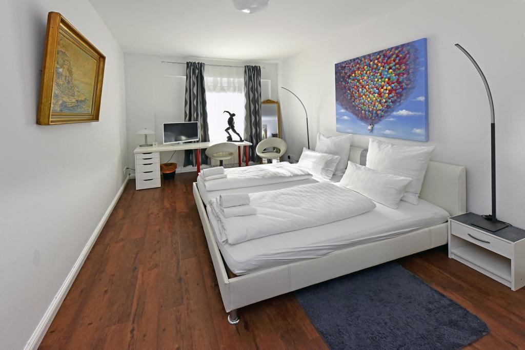 Bananas Hotel And Guesthouse Berlin Affittacamere