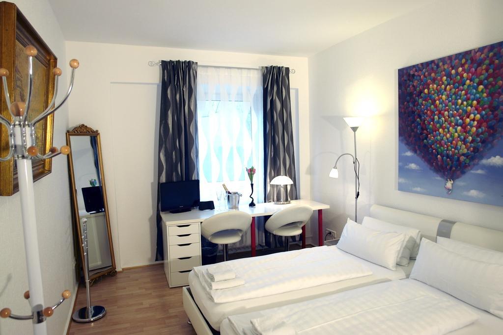 Guest house Bananas Hotel And Guesthouse Berlin *